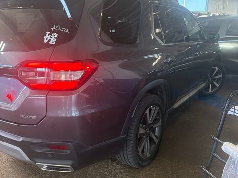 Used 2023 Honda Pilot Elite image 9