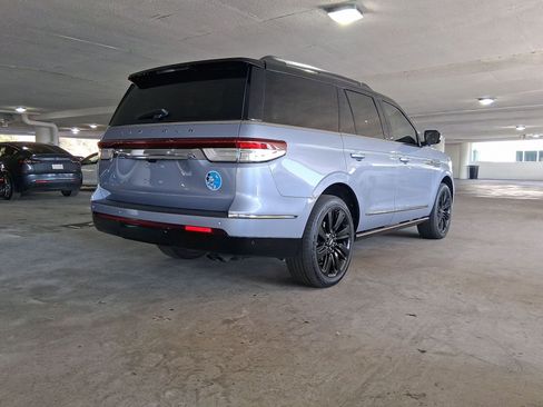 Used 2023 Lincoln Navigator Black Label image 8