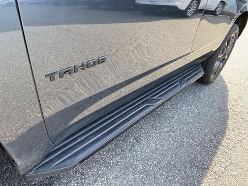Used 2021 Chevrolet Tahoe RST w/ Luxury Package AWD/4WD image 11