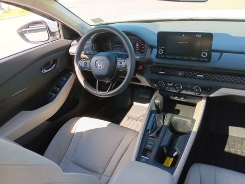 Used 2023 Honda Accord EX image 16