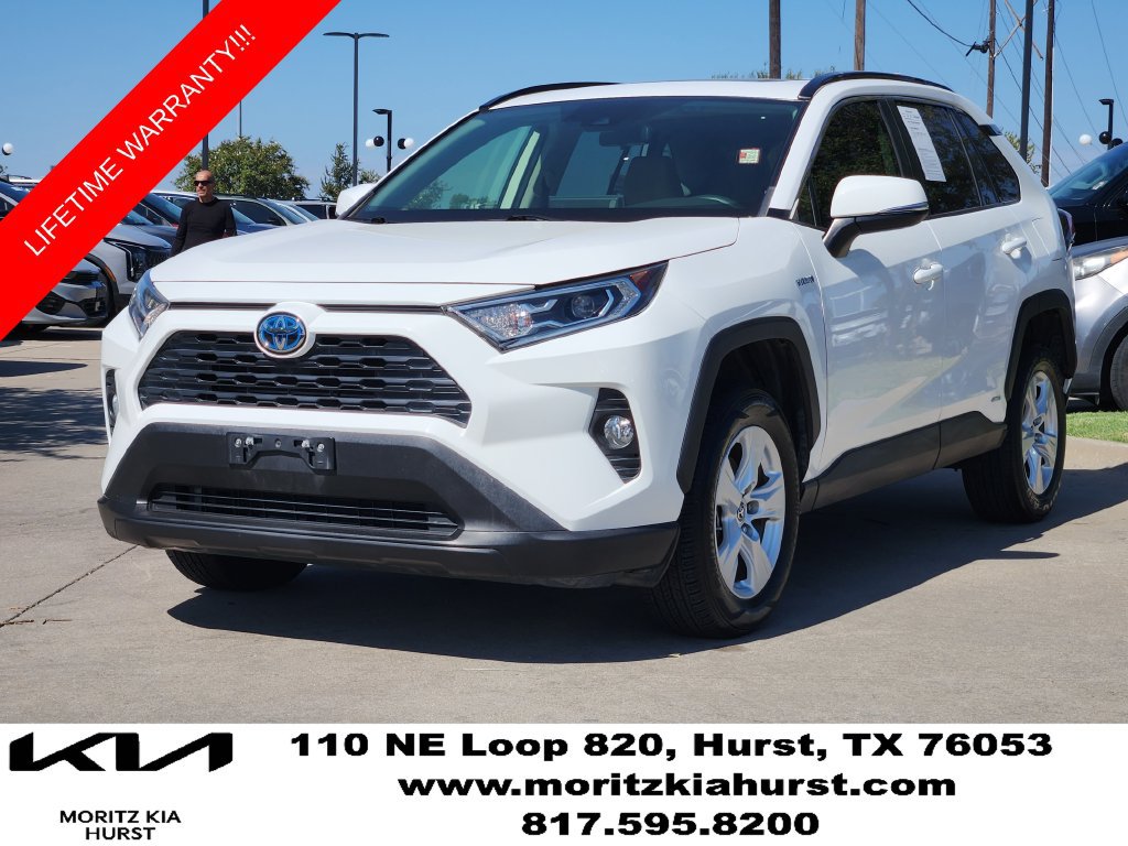 Used 2019 Toyota RAV4 XLE w/ Convenience Package AWD/4WD image 2
