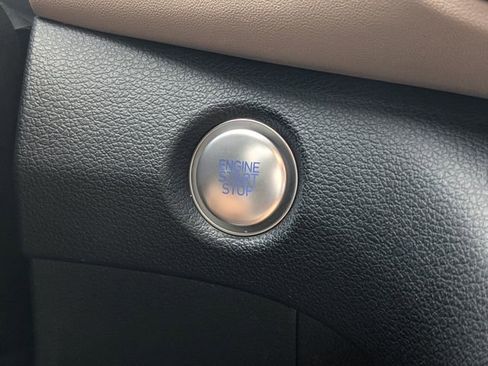 Used 2022 Hyundai Santa Fe SEL image 28