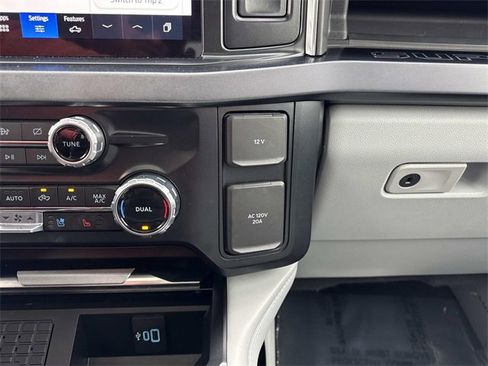 Used 2023 Ford F250 Limited w/ FX4 Off-Road Package image 24