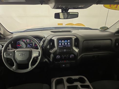 Used 2019 Chevrolet Silverado 1500 Custom Trail Boss w/ Custom Convenience Package AWD/4WD image 14