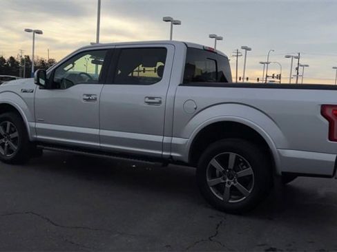 Used 2016 Ford F150 Lariat w/ Equipment Group 501A Mid image 7