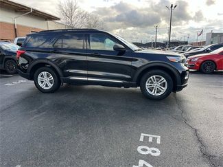 Used 2023 Ford Explorer XLT video 2