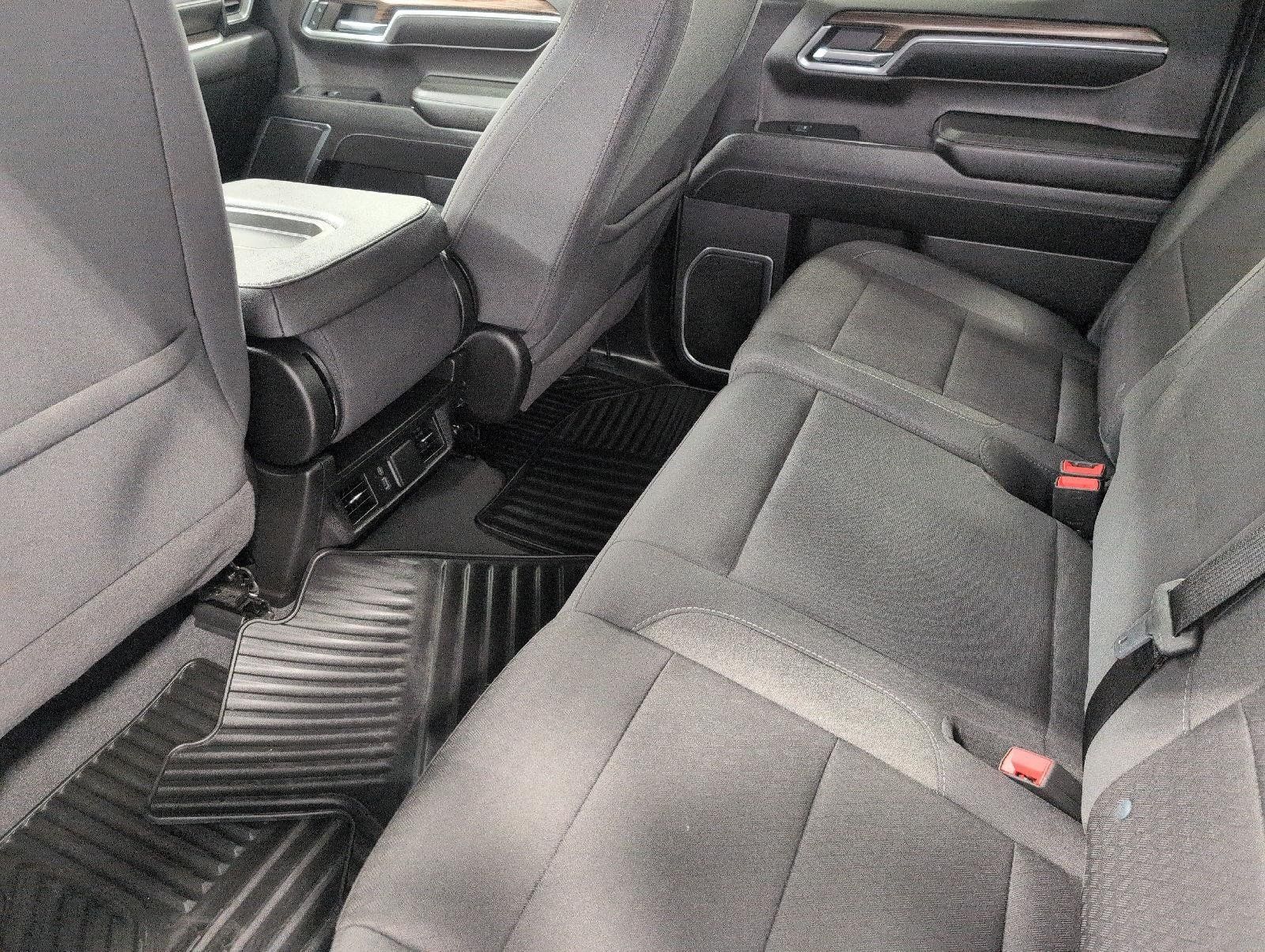 Used 2024 Chevrolet Silverado 1500 LT AWD/4WD image 22