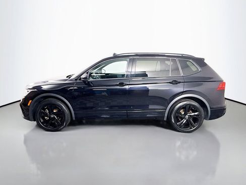Used 2023 Volkswagen Tiguan SE R-Line AWD/4WD image 4