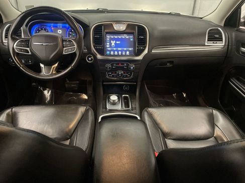 Used 2021 Chrysler 300 Touring L AWD/4WD image 13
