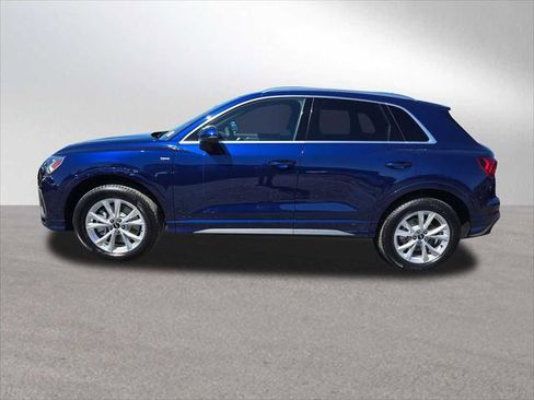 Used 2025 Audi Q3 2.0T Premium Plus w/ Premium Plus Package AWD/4WD image 2