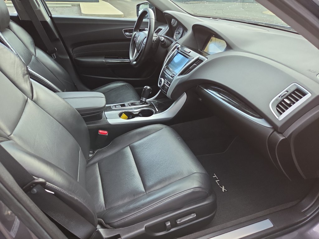 Used 2020 Acura TLX w/ Technology Package FWD image 34