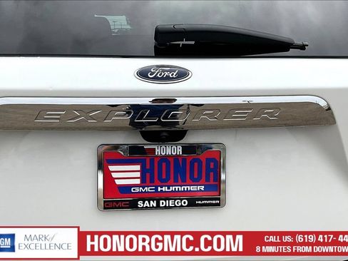 Used 2022 Ford Explorer King Ranch w/ Class IV Trailer Tow Package AWD/4WD image 24