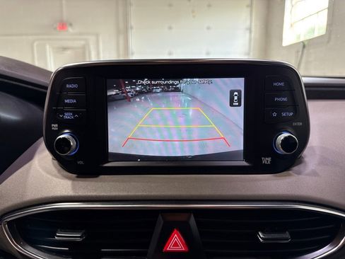 Used 2019 Hyundai Santa Fe SEL AWD/4WD image 18