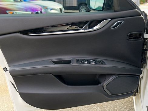 Used 2022 Maserati Ghibli Modena Q4 image 14