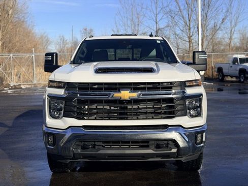 Used 2024 Chevrolet Silverado 3500 LT w/ All Star Edition image 2