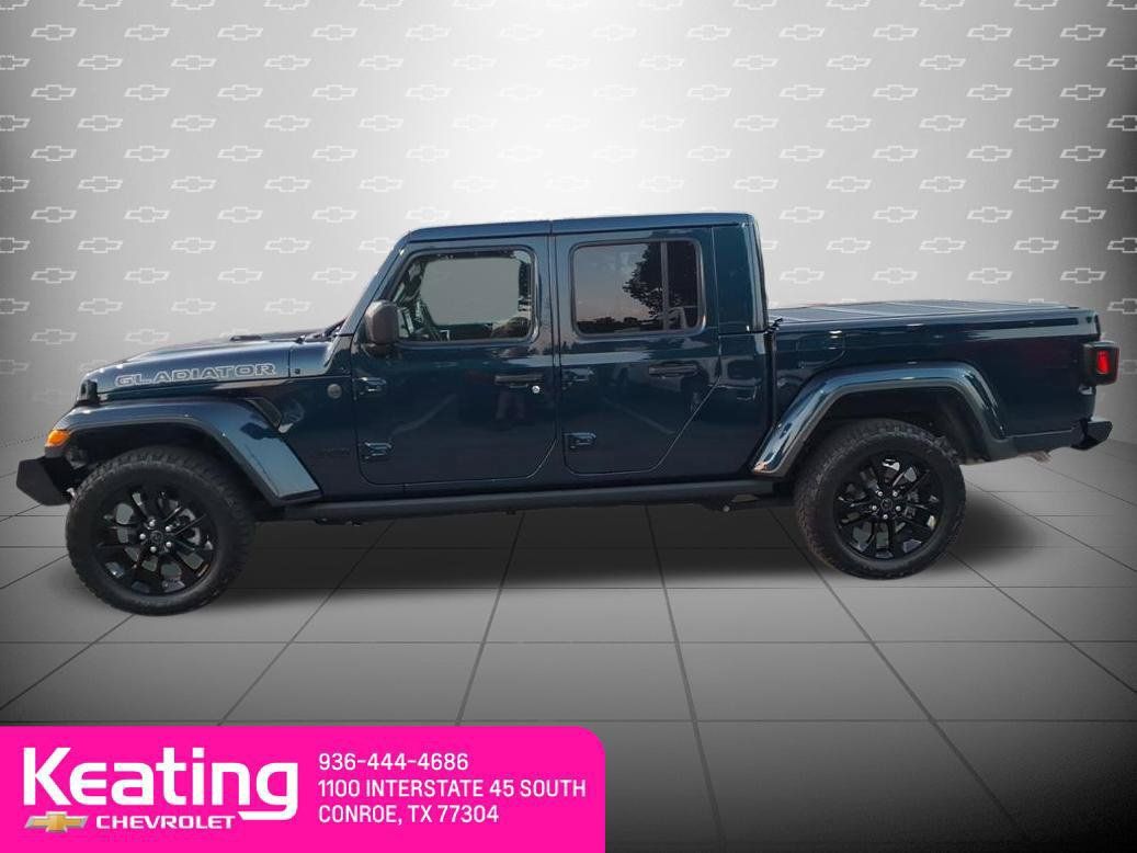 Used 2025 Jeep Gladiator Sport AWD/4WD image 7