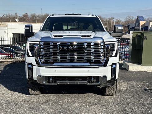 New 2026 GMC Sierra 2500 Denali w/ Denali Reserve Package image 10
