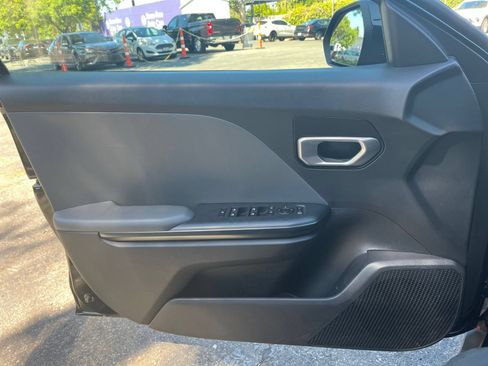 Used 2025 Kia K4 FWD image 18