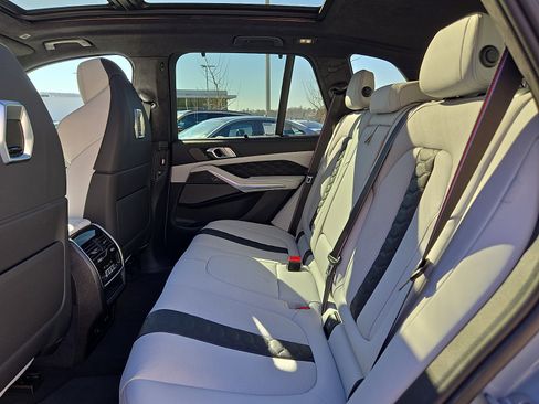 Used 2026 BMW X5 M Competition w/ Executive Package image 11