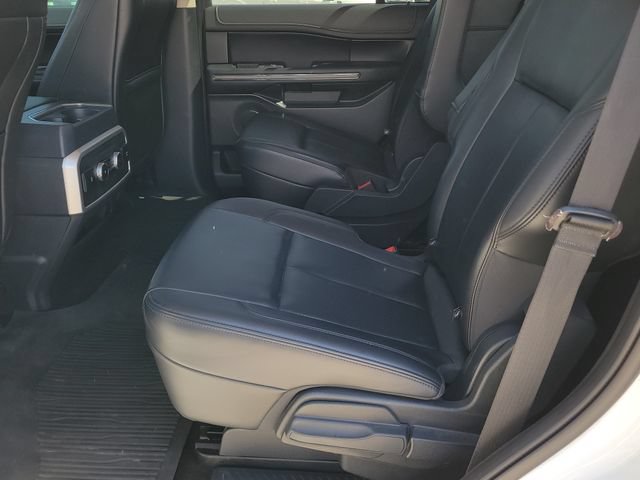 Used 2023 Ford Expedition XLT AWD/4WD image 8