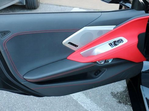 Used 2024 Chevrolet Corvette Stingray Preferred Cpe w/ 2LT image 17