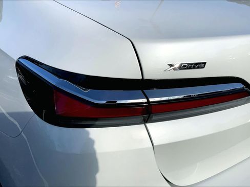 New 2024 BMW 760i xDrive w/ Executive Package image 14