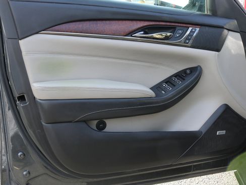 Used 2016 Cadillac CTS Luxury image 11