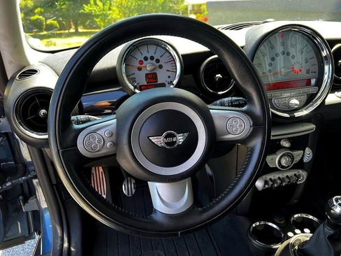 Used 2010 MINI Cooper Clubman S image 12