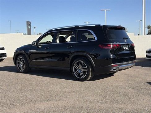 Used 2024 Mercedes-Benz GLS 450 4MATIC image 8