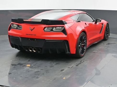 Used 2017 Chevrolet Corvette Z06 w/ Z07 Performance Package image 10