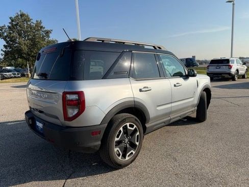Used 2022 Ford Bronco Sport Outer Banks w/ Tech Package AWD/4WD image 15
