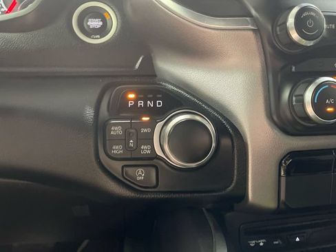Used 2019 RAM 1500 Big Horn AWD/4WD image 19