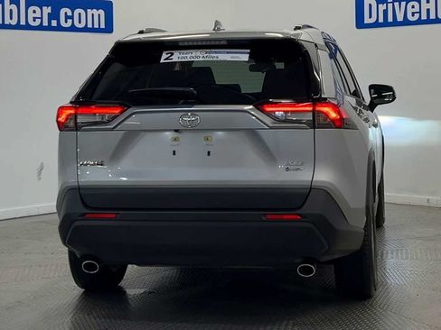 Used 2025 Toyota RAV4 XLE w/ Convenience Package AWD/4WD image 7