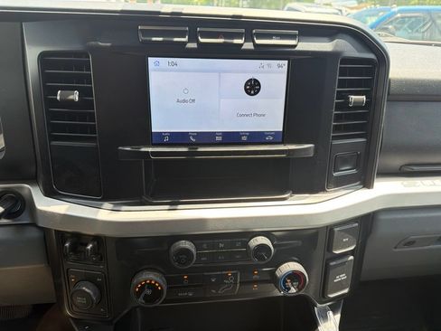 Used 2024 Ford F250 XLT w/ Snow Plow Prep Package AWD/4WD image 9