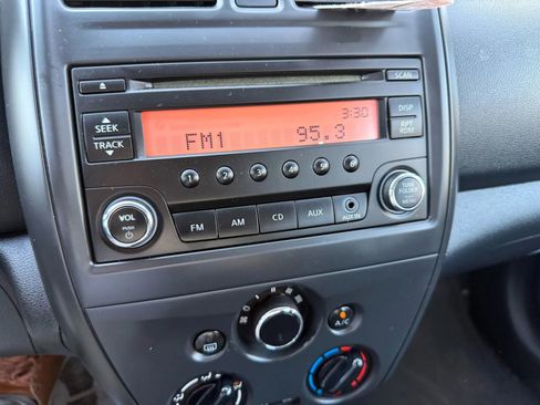 Used 2015 Nissan Versa S Plus image 13