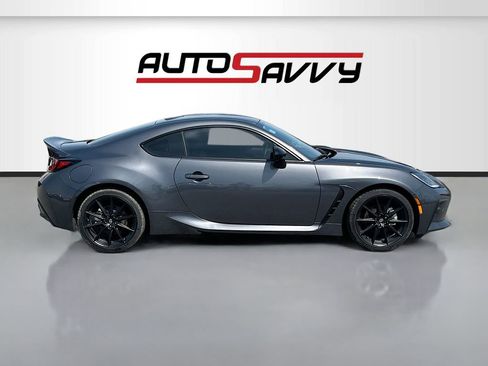 Used 2024 Toyota GR86 Premium RWD image 8