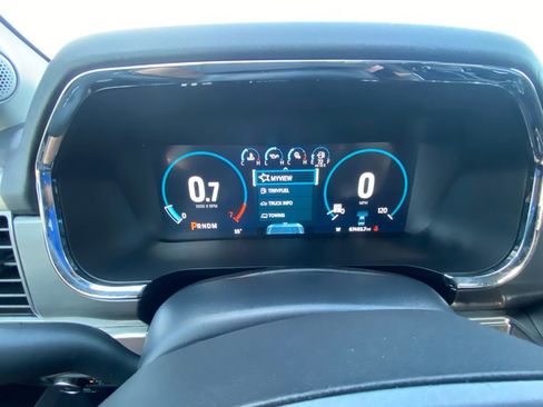 Certified 2022 Ford F150 Lariat w/ Equipment Group 502A High image 14