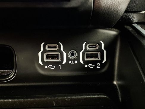 Used 2023 RAM 1500 Big Horn AWD/4WD image 24