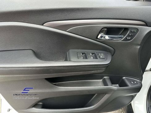 Used 2022 Honda Pilot EX-L image 16