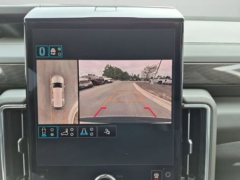 New 2026 GMC Yukon Elevation image 45