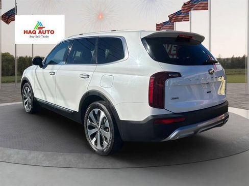 Used 2020 Kia Telluride S w/ S 8 Passenger Seating Package image 7