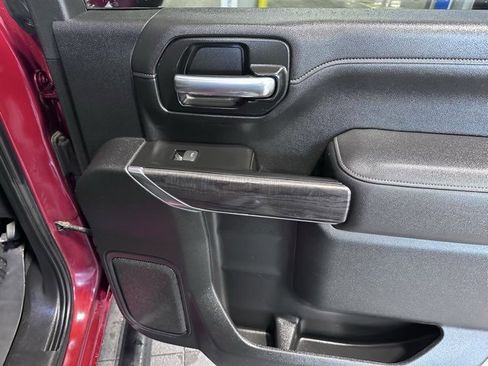 Used 2021 Chevrolet Silverado 2500 LTZ w/ LTZ Convenience Package image 15