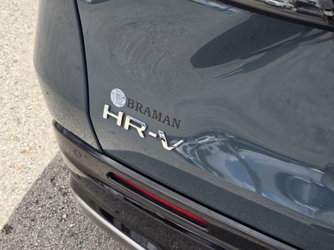 Certified 2023 Honda HR-V EX-L image 5