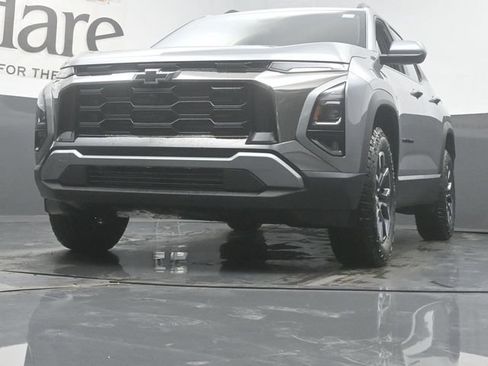 New 2026 Chevrolet Equinox ACTIV w/ Convenience Package III FWD image 34