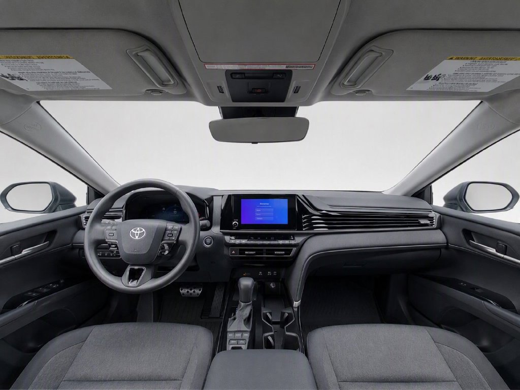 Used 2025 Toyota Camry LE FWD image 17