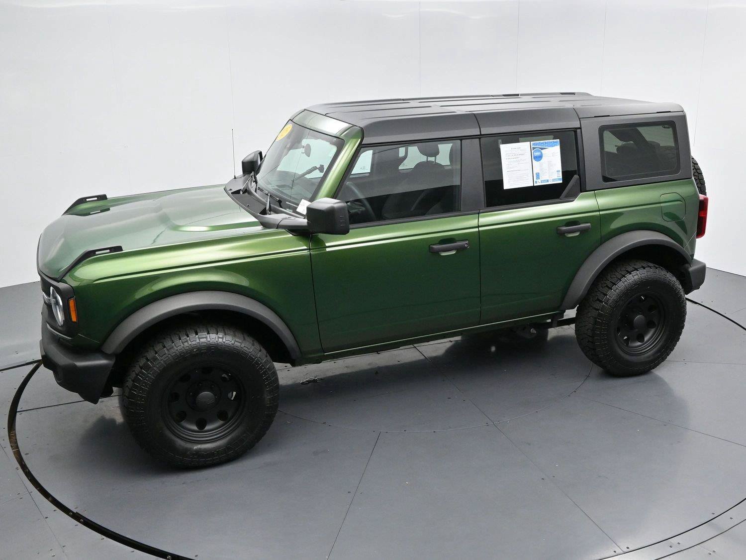 Used 2025 Ford Bronco 4-Door AWD/4WD image 43