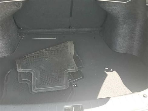 Used 2019 Nissan Versa SV FWD image 14