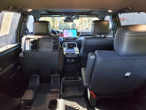 Used 2024 Toyota Sequoia Platinum RWD image 8