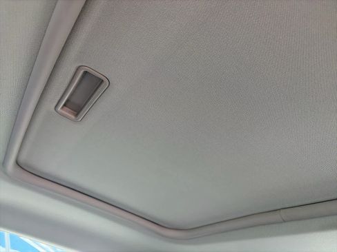Used 2011 Chevrolet Camaro LT RWD image 10