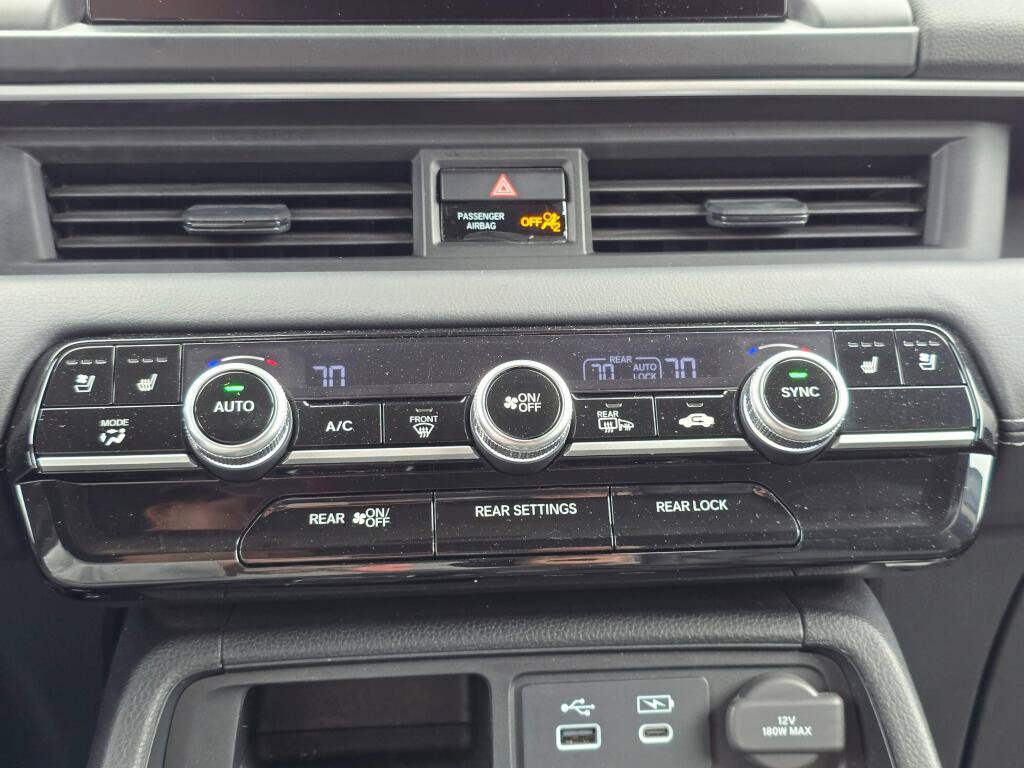 Certified 2024 Honda Pilot Elite image 23